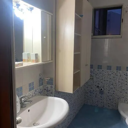 Cosy And Spacious 4u Apartment