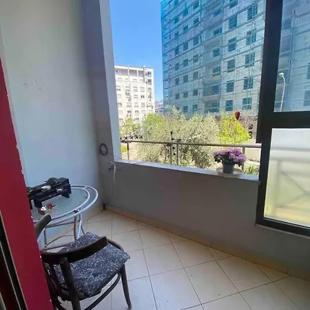 Apartment Cosy And Spacious 4u