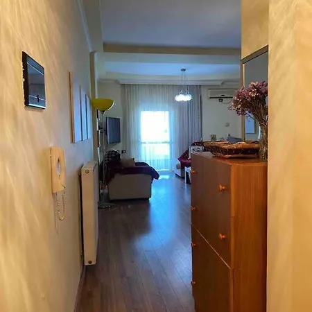 Cosy And Spacious 4u Apartment