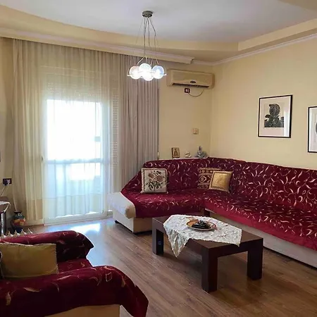 Apartment Cosy And Spacious 4u Tirana