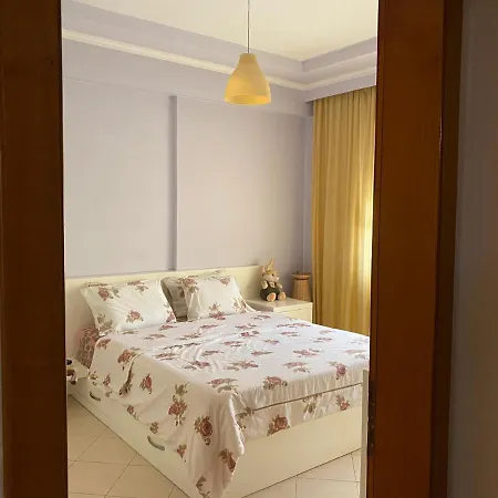 Apartment Cosy And Spacious 4u Tirana